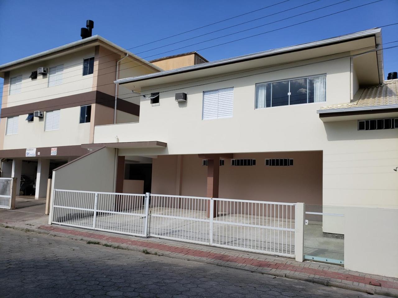 Residencial Marilis Aparthotel Palhoça Exteriör bild